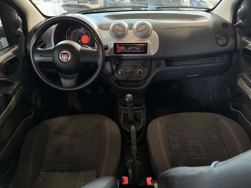 FIAT UNO 1.4 EVO ATTRACTIVE 8V 2013/2013 LEHMEN VEÍCULOS VENÂNCIO AIRES / Carros no Vale