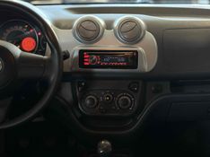 FIAT UNO 1.4 EVO ATTRACTIVE 8V 2013/2013 LEHMEN VEÍCULOS VENÂNCIO AIRES / Carros no Vale