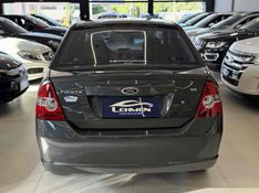 FORD FIESTA 1.6 MPI CLASS SEDAN 8V 2009/2010 LEHMEN VEÍCULOS VENÂNCIO AIRES / Carros no Vale