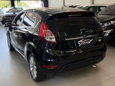 FORD FIESTA 1.6 TIVCT TITANIUM POWERSHIFT 2017/2018 LEHMEN VEÍCULOS VENÂNCIO AIRES / Carros no Vale