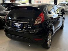 FORD FIESTA 1.6 TIVCT TITANIUM POWERSHIFT 2017/2018 LEHMEN VEÍCULOS VENÂNCIO AIRES / Carros no Vale