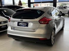 FORD FOCUS 1.6 SE 16V POWERSHIFT 2015/2016 LEHMEN VEÍCULOS VENÂNCIO AIRES / Carros no Vale