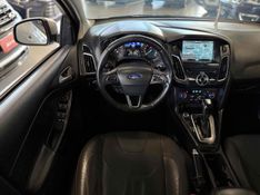 FORD FOCUS 2.0 TITANIUM 16V POWERSHIFT 2016/2016 LEHMEN VEÍCULOS VENÂNCIO AIRES / Carros no Vale