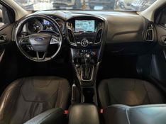 FORD FOCUS 2.0 TITANIUM 16V POWERSHIFT 2016/2016 LEHMEN VEÍCULOS VENÂNCIO AIRES / Carros no Vale