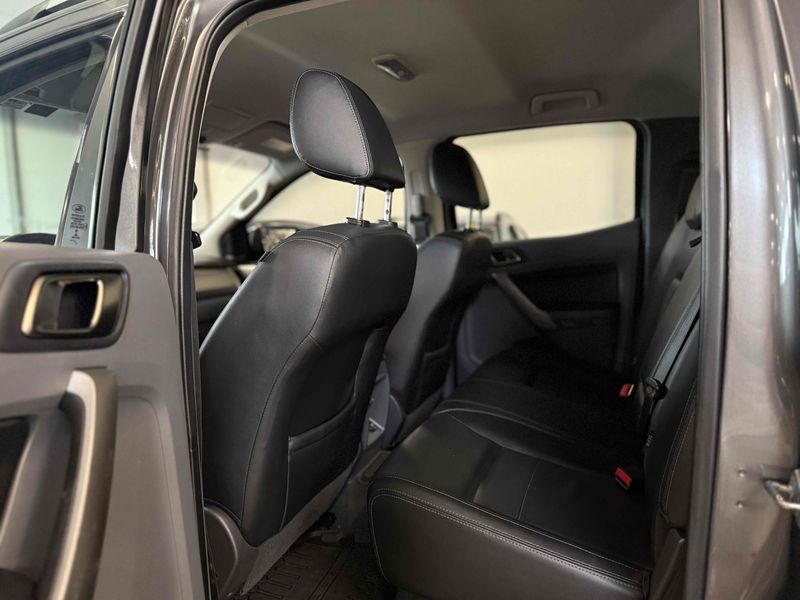 FORD RANGER 3.2 LIMITED 4X4 CD 20V 2016/2017 LEHMEN VEÍCULOS VENÂNCIO AIRES / Carros no Vale