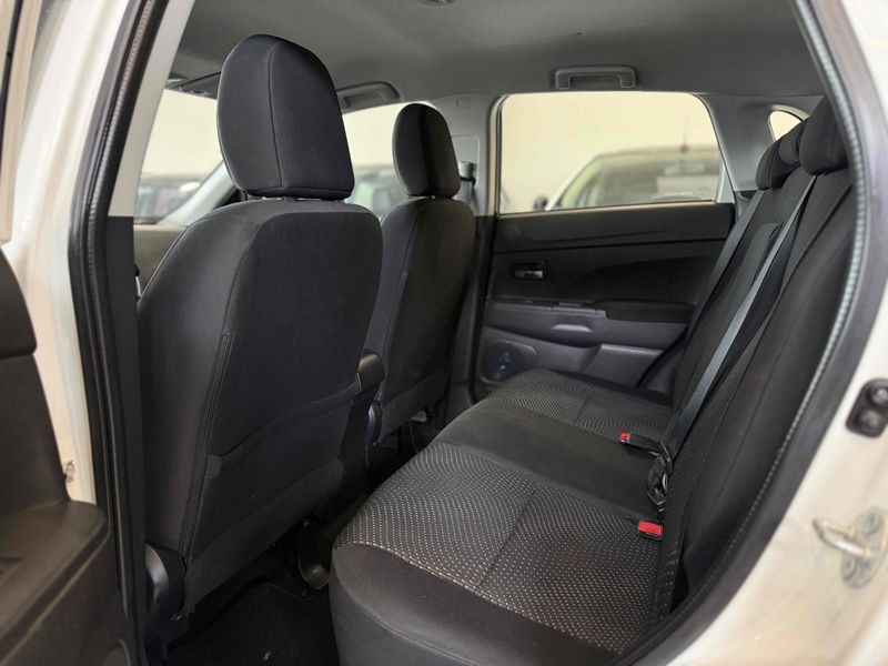 MITSUBISHI ASX 2.0 4X2 16V 2014/2015 LEHMEN VEÍCULOS VENÂNCIO AIRES / Carros no Vale