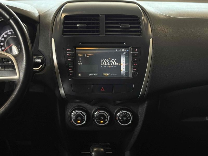 MITSUBISHI ASX 2.0 4X4 AWD 16V 2015/2015 LEHMEN VEÍCULOS VENÂNCIO AIRES / Carros no Vale