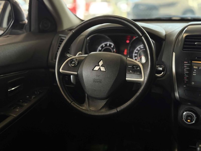 MITSUBISHI ASX 2.0 4X4 AWD 16V 2015/2015 LEHMEN VEÍCULOS VENÂNCIO AIRES / Carros no Vale