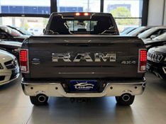 RAM CLASSIC 5.7 V8 LARAMIE CD 4X4 2023/2023 LEHMEN VEÍCULOS VENÂNCIO AIRES / Carros no Vale