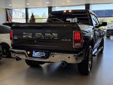 RAM CLASSIC 5.7 V8 LARAMIE CD 4X4 2023/2023 LEHMEN VEÍCULOS VENÂNCIO AIRES / Carros no Vale
