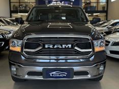 RAM CLASSIC 5.7 V8 LARAMIE CD 4X4 2023/2023 LEHMEN VEÍCULOS VENÂNCIO AIRES / Carros no Vale
