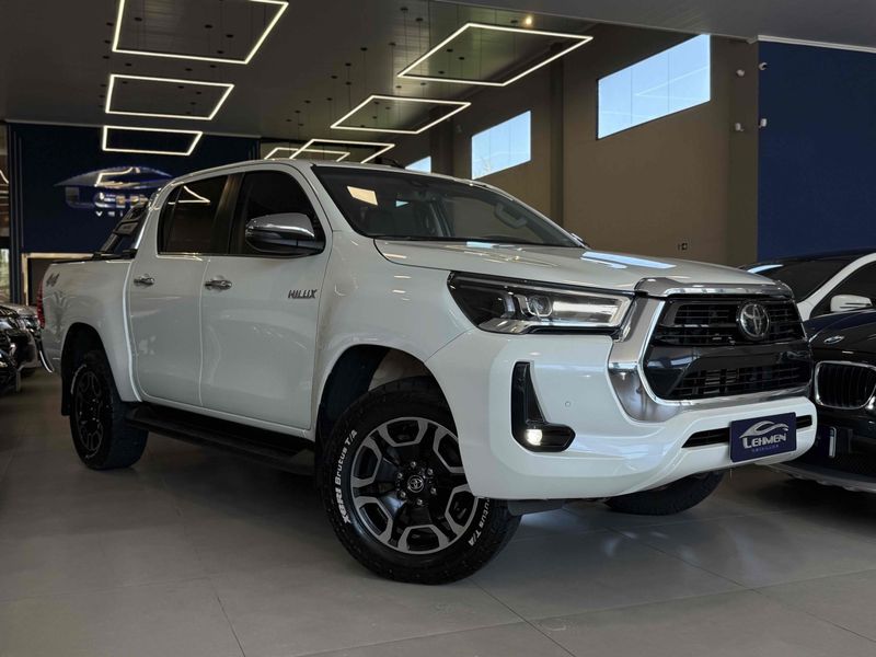 TOYOTA HILUX 2.8 D-4D TURBO CD SRX 4X4 2020/2021 LEHMEN VEÍCULOS VENÂNCIO AIRES / Carros no Vale