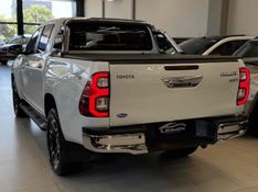 TOYOTA HILUX 2.8 D-4D TURBO CD SRX 4X4 2020/2021 LEHMEN VEÍCULOS VENÂNCIO AIRES / Carros no Vale