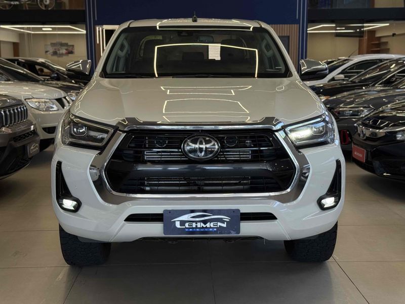 TOYOTA HILUX 2.8 D-4D TURBO CD SRX 4X4 2020/2021 LEHMEN VEÍCULOS VENÂNCIO AIRES / Carros no Vale