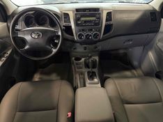 TOYOTA HILUX 3.0 SRV 4X4 CD 16V TURBO INTERCOOLER 2007/2008 LEHMEN VEÍCULOS VENÂNCIO AIRES / Carros no Vale