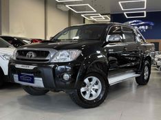 TOYOTA HILUX 3.0 SRV 4X4 CD 16V TURBO INTERCOOLER 2011/2011 LEHMEN VEÍCULOS VENÂNCIO AIRES / Carros no Vale