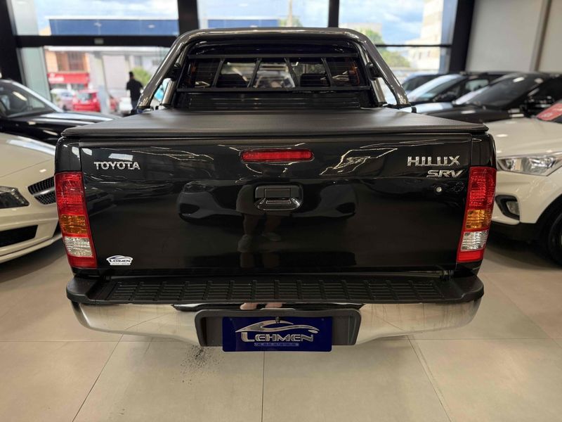 TOYOTA HILUX 3.0 SRV 4X4 CD 16V TURBO INTERCOOLER 2011/2011 LEHMEN VEÍCULOS VENÂNCIO AIRES / Carros no Vale
