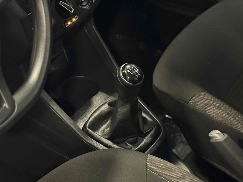 VOLKSWAGEN SAVEIRO 1.6 MSI ROBUST CS 16V 2024/2024 LEHMEN VEÍCULOS VENÂNCIO AIRES / Carros no Vale VOLKSWAGEN SAVEIRO 1.6 MSI ROBUST CS 16V 2024/2024 LEHMEN VEÍCULOS VENÂNCIO AIRES / Carros no Vale