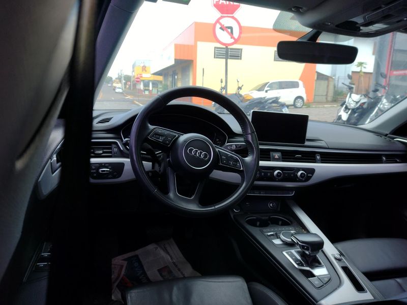Audi A4 2.0 Sedan Ambiente 16v Tfsi S Tron 2017/2018 NECO TOLATI VEÍCULOS VENÂNCIO AIRES / Carros no Vale