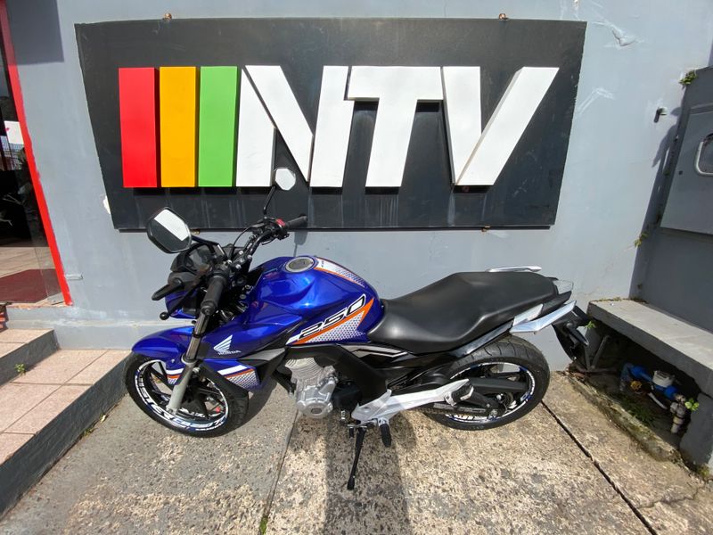 Honda Motos Cb 250 Twister Cbs 2021/2021 NECO TOLATI VEÍCULOS VENÂNCIO AIRES / Carros no Vale Honda Motos Cb 250 Twister Cbs 2021/2021 NECO TOLATI VEÍCULOS VENÂNCIO AIRES / Carros no Vale