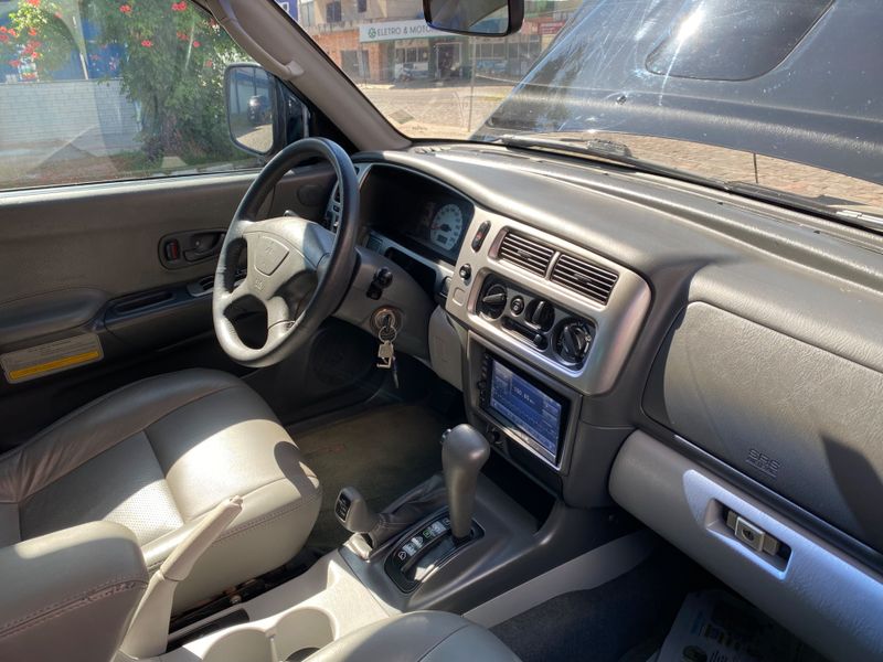 Mitsubishi Pajero 2.5 Hd Hpe 4×4 2008/2008 NECO TOLATI VEÍCULOS VENÂNCIO AIRES / Carros no Vale Mitsubishi Pajero 2.5 Hd Hpe 4×4 2008/2008 NECO TOLATI VEÍCULOS VENÂNCIO AIRES / Carros no Vale