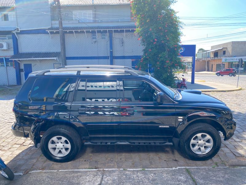 Mitsubishi Pajero 2.5 Hd Hpe 4×4 2008/2008 NECO TOLATI VEÍCULOS VENÂNCIO AIRES / Carros no Vale Mitsubishi Pajero 2.5 Hd Hpe 4×4 2008/2008 NECO TOLATI VEÍCULOS VENÂNCIO AIRES / Carros no Vale