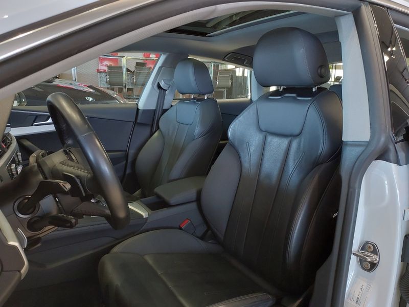 Audi A5 2.0 TFSI GASOLINA SPORTBACK S LINE S TRONIC 2022/2022 BETIOLO NOVOS E SEMINOVOS LAJEADO / Carros no Vale Audi A5 2.0 TFSI GASOLINA SPORTBACK S LINE S TRONIC 2022/2022 BETIOLO NOVOS E SEMINOVOS LAJEADO / Carros no Vale