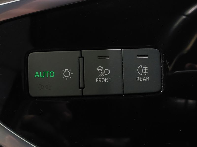 Audi Q3 1.4 35 TFSI GASOLINA BLACK S TRONIC 2019/2020 BETIOLO NOVOS E SEMINOVOS LAJEADO / Carros no Vale Audi Q3 1.4 35 TFSI GASOLINA BLACK S TRONIC 2019/2020 BETIOLO NOVOS E SEMINOVOS LAJEADO / Carros no Vale