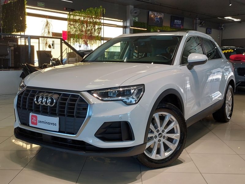 Audi Q3 1.4 35 TFSI GASOLINA PRESTIGE PLUS S TRONIC 2021/2021 BETIOLO NOVOS E SEMINOVOS LAJEADO / Carros no Vale