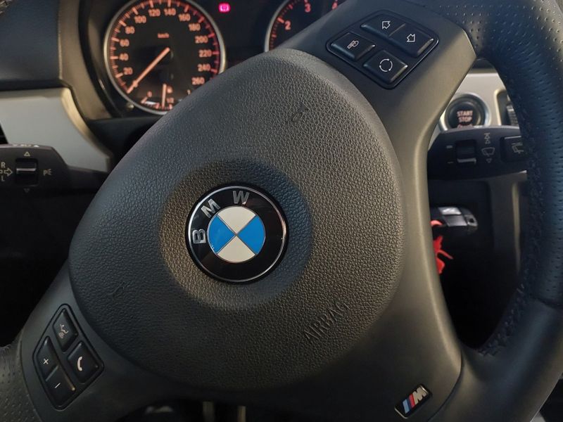 BMW 318i 2.0 SEDAN 16V GASOLINA 4P AUTOMÁTICO 2011/2012 BETIOLO NOVOS E SEMINOVOS LAJEADO / Carros no Vale BMW 318i 2.0 SEDAN 16V GASOLINA 4P AUTOMÁTICO 2011/2012 BETIOLO NOVOS E SEMINOVOS LAJEADO / Carros no Vale