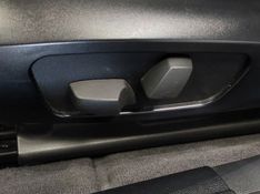 BMW 318i 2.0 SEDAN 16V GASOLINA 4P AUTOMÁTICO 2011/2012 BETIOLO NOVOS E SEMINOVOS LAJEADO / Carros no Vale