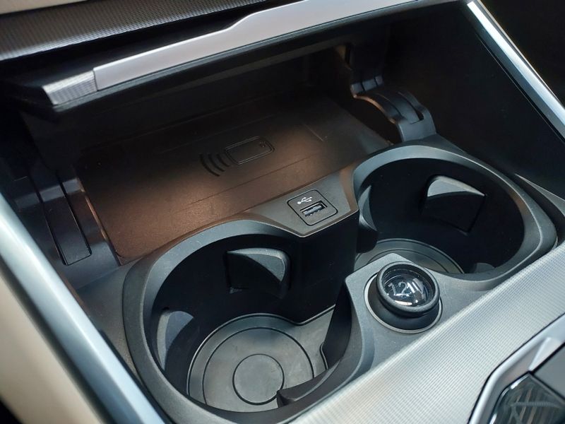 BMW 320i 2.0 16V TURBO FLEX GP AUTOMÁTICO 2020/2021 BETIOLO NOVOS E SEMINOVOS LAJEADO / Carros no Vale BMW 320i 2.0 16V TURBO FLEX GP AUTOMÁTICO 2020/2021 BETIOLO NOVOS E SEMINOVOS LAJEADO / Carros no Vale