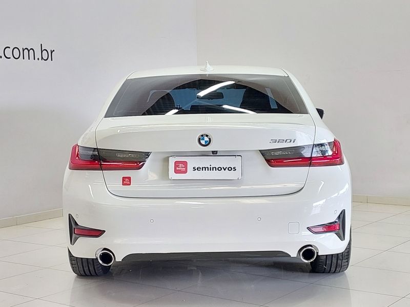 BMW 320i 2.0 16V TURBO FLEX GP AUTOMÁTICO 2020/2021 BETIOLO NOVOS E SEMINOVOS LAJEADO / Carros no Vale BMW 320i 2.0 16V TURBO FLEX GP AUTOMÁTICO 2020/2021 BETIOLO NOVOS E SEMINOVOS LAJEADO / Carros no Vale