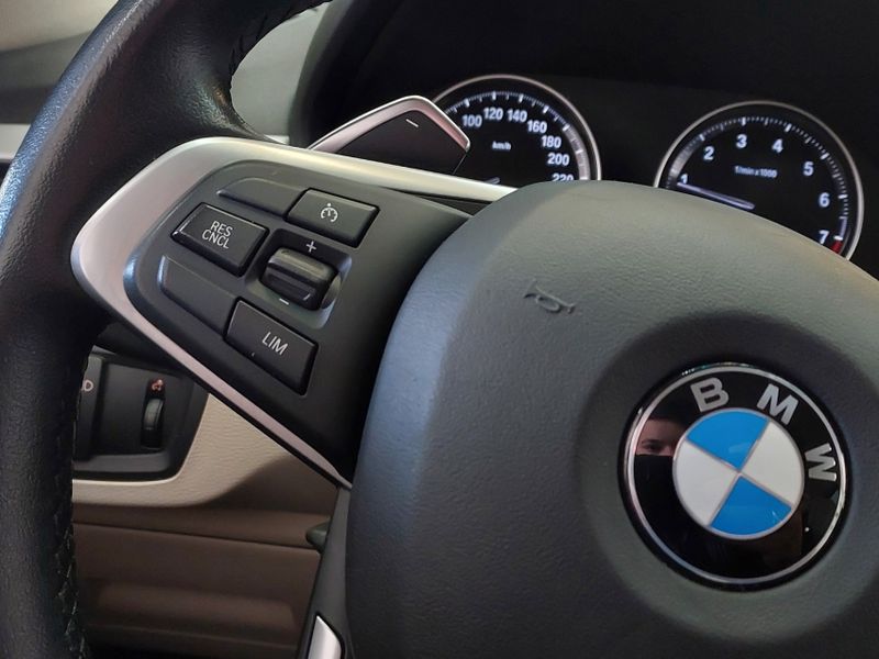 BMW X1 2.0 16V TURBO ACTIVEFLEX SDRIVE20I 4P AUTOMÁTICO 2018/2019 BETIOLO NOVOS E SEMINOVOS LAJEADO / Carros no Vale BMW X1 2.0 16V TURBO ACTIVEFLEX SDRIVE20I 4P AUTOMÁTICO 2018/2019 BETIOLO NOVOS E SEMINOVOS LAJEADO / Carros no Vale