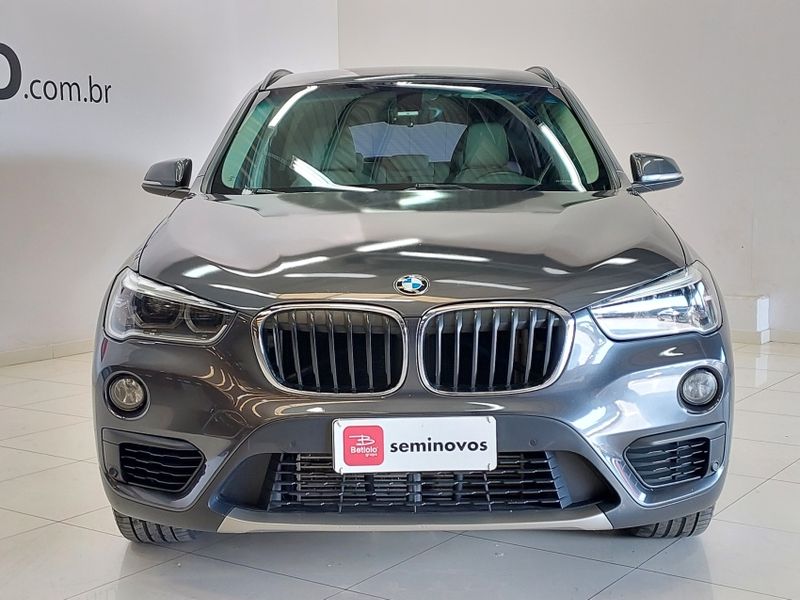 BMW X1 2.0 16V TURBO ACTIVEFLEX SDRIVE20I 4P AUTOMÁTICO 2018/2019 BETIOLO NOVOS E SEMINOVOS LAJEADO / Carros no Vale BMW X1 2.0 16V TURBO ACTIVEFLEX SDRIVE20I 4P AUTOMÁTICO 2018/2019 BETIOLO NOVOS E SEMINOVOS LAJEADO / Carros no Vale