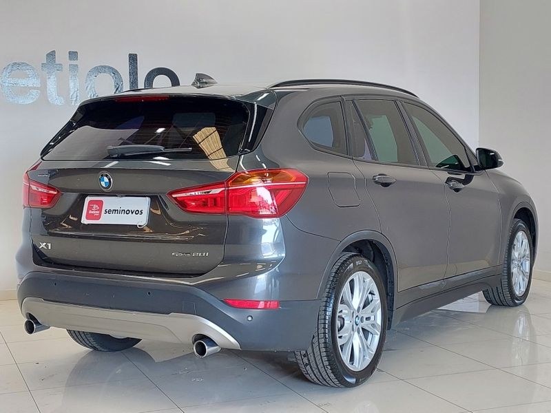 BMW X1 2.0 16V TURBO ACTIVEFLEX SDRIVE20I 4P AUTOMÁTICO 2018/2019 BETIOLO NOVOS E SEMINOVOS LAJEADO / Carros no Vale BMW X1 2.0 16V TURBO ACTIVEFLEX SDRIVE20I 4P AUTOMÁTICO 2018/2019 BETIOLO NOVOS E SEMINOVOS LAJEADO / Carros no Vale