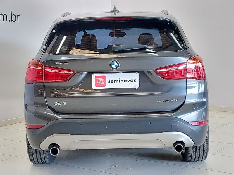 BMW X1 2.0 16V TURBO ACTIVEFLEX SDRIVE20I 4P AUTOMÁTICO 2018/2019 BETIOLO NOVOS E SEMINOVOS LAJEADO / Carros no Vale BMW X1 2.0 16V TURBO ACTIVEFLEX SDRIVE20I 4P AUTOMÁTICO 2018/2019 BETIOLO NOVOS E SEMINOVOS LAJEADO / Carros no Vale
