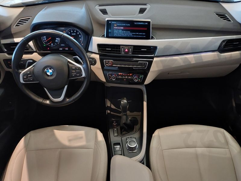 BMW X1 2.0 16V TURBO ACTIVEFLEX SDRIVE20I GP 4P AUTOMÁTICO 2021/2022 BETIOLO NOVOS E SEMINOVOS LAJEADO / Carros no Vale