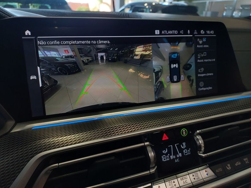 BMW X5 3.0 I6 TURBO HÍBRIDO XDRIVE45E M SPORT AUTOMÁTICO 2022/2023 BETIOLO NOVOS E SEMINOVOS LAJEADO / Carros no Vale BMW X5 3.0 I6 TURBO HÍBRIDO XDRIVE45E M SPORT AUTOMÁTICO 2022/2023 BETIOLO NOVOS E SEMINOVOS LAJEADO / Carros no Vale