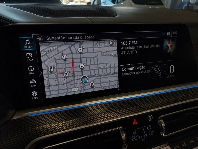 BMW X5 3.0 I6 TURBO HÍBRIDO XDRIVE45E M SPORT AUTOMÁTICO 2022/2023 BETIOLO NOVOS E SEMINOVOS LAJEADO / Carros no Vale BMW X5 3.0 I6 TURBO HÍBRIDO XDRIVE45E M SPORT AUTOMÁTICO 2022/2023 BETIOLO NOVOS E SEMINOVOS LAJEADO / Carros no Vale