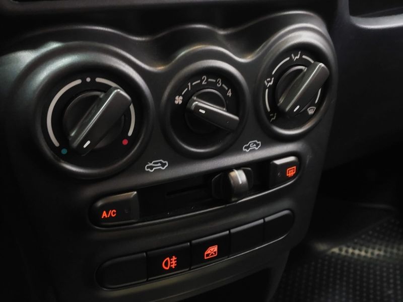 Caoa Chery QQ 1.0 MPFI ACT 12V FLEX 4P MANUAL 2018/2018 BETIOLO NOVOS E SEMINOVOS LAJEADO / Carros no Vale Caoa Chery QQ 1.0 MPFI ACT 12V FLEX 4P MANUAL 2018/2018 BETIOLO NOVOS E SEMINOVOS LAJEADO / Carros no Vale