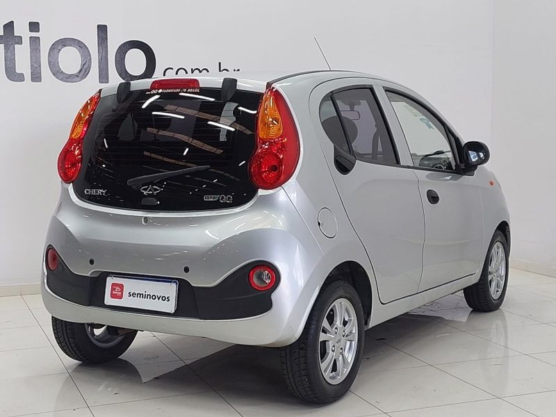 Caoa Chery QQ 1.0 MPFI ACT 12V FLEX 4P MANUAL 2018/2018 BETIOLO NOVOS E SEMINOVOS LAJEADO / Carros no Vale Caoa Chery QQ 1.0 MPFI ACT 12V FLEX 4P MANUAL 2018/2018 BETIOLO NOVOS E SEMINOVOS LAJEADO / Carros no Vale