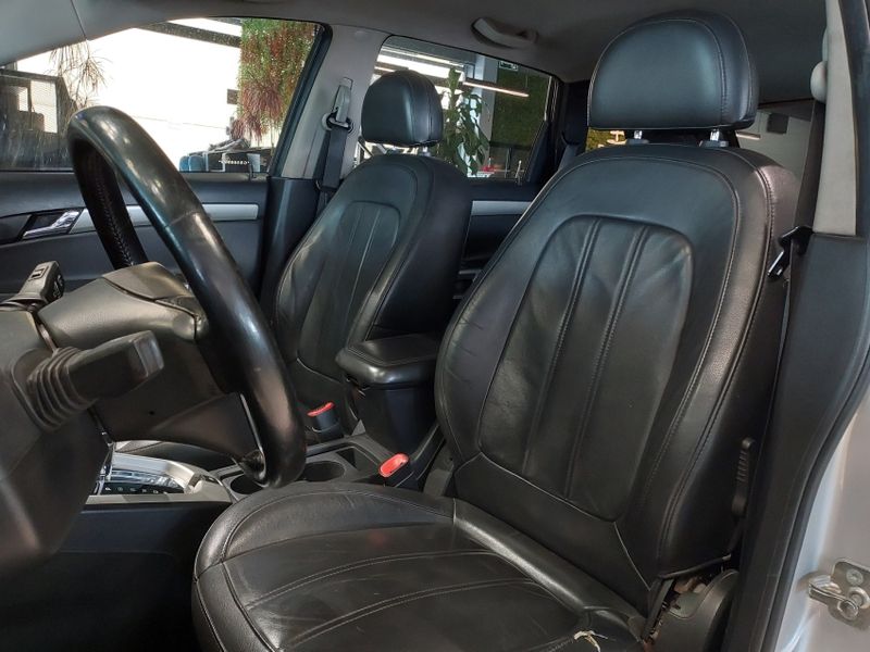 Chevrolet CAPTIVA 2.4 SFI ECOTEC FWD 16V GASOLINA 4P AUTOMÁTICO 2012/2012 BETIOLO NOVOS E SEMINOVOS LAJEADO / Carros no Vale Chevrolet CAPTIVA 2.4 SFI ECOTEC FWD 16V GASOLINA 4P AUTOMÁTICO 2012/2012 BETIOLO NOVOS E SEMINOVOS LAJEADO / Carros no Vale