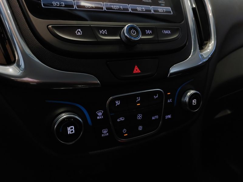 Chevrolet EQUINOX 2.0 16V TURBO GASOLINA LT AUTOMÁTICO 2018/2018 BETIOLO NOVOS E SEMINOVOS LAJEADO / Carros no Vale