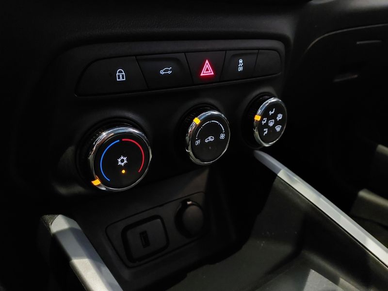 Chevrolet ONIX 1.0 FLEX LT MANUAL 2022/2023 BETIOLO NOVOS E SEMINOVOS LAJEADO / Carros no Vale Chevrolet ONIX 1.0 FLEX LT MANUAL 2022/2023 BETIOLO NOVOS E SEMINOVOS LAJEADO / Carros no Vale