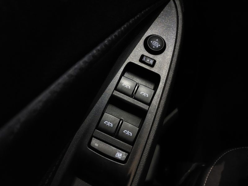 Chevrolet ONIX 1.0 FLEX LT MANUAL 2022/2023 BETIOLO NOVOS E SEMINOVOS LAJEADO / Carros no Vale Chevrolet ONIX 1.0 FLEX LT MANUAL 2022/2023 BETIOLO NOVOS E SEMINOVOS LAJEADO / Carros no Vale