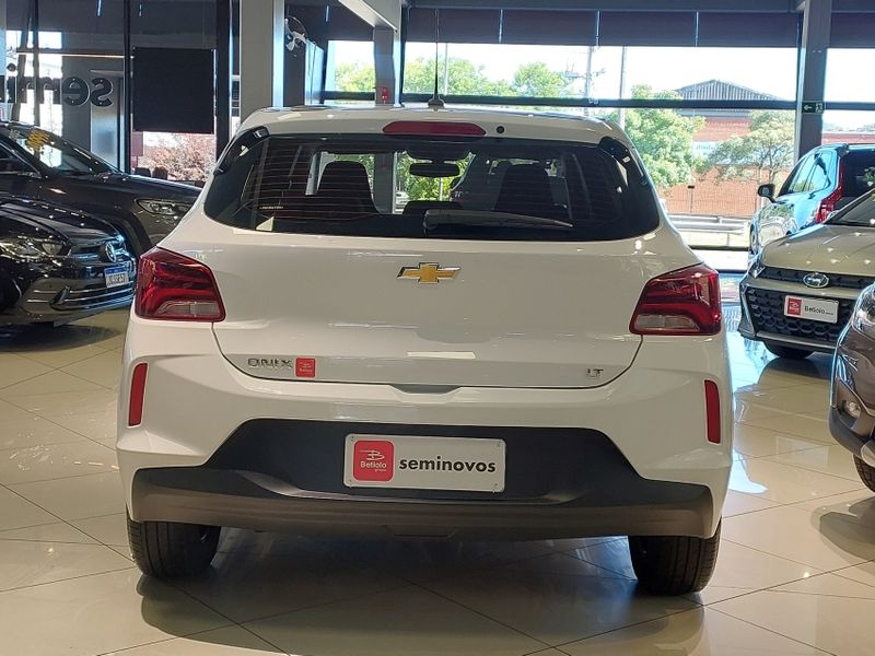 Chevrolet ONIX 1.0 FLEX LT MANUAL 2022/2023 BETIOLO NOVOS E SEMINOVOS LAJEADO / Carros no Vale Chevrolet ONIX 1.0 FLEX LT MANUAL 2022/2023 BETIOLO NOVOS E SEMINOVOS LAJEADO / Carros no Vale