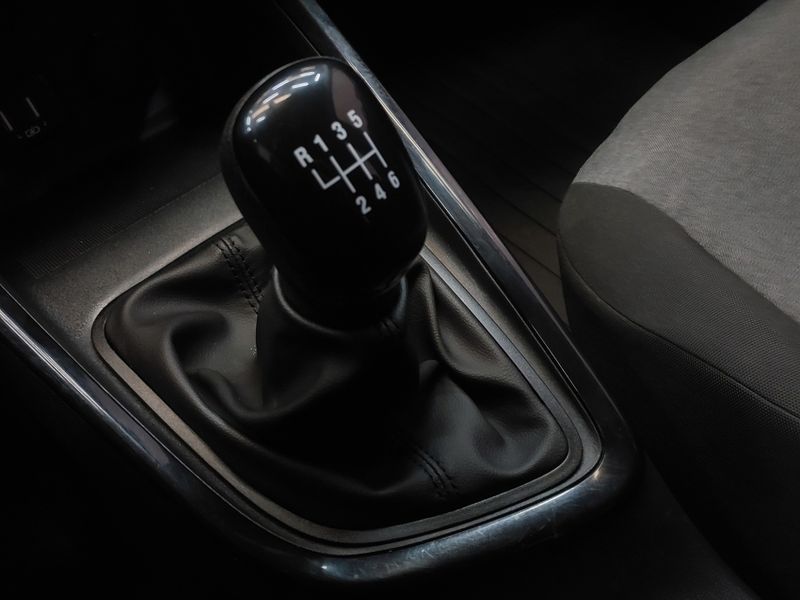 Chevrolet ONIX 1.0 FLEX MANUAL 2022/2023 BETIOLO NOVOS E SEMINOVOS LAJEADO / Carros no Vale