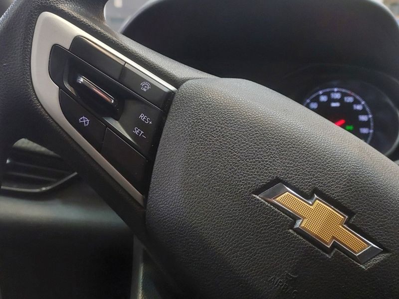 Chevrolet ONIX 1.0 FLEX MANUAL 2022/2023 BETIOLO NOVOS E SEMINOVOS LAJEADO / Carros no Vale