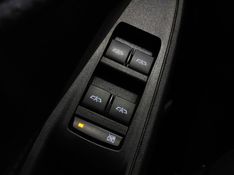 Chevrolet ONIX 1.0 FLEX MANUAL 2024/2025 BETIOLO NOVOS E SEMINOVOS LAJEADO / Carros no Vale